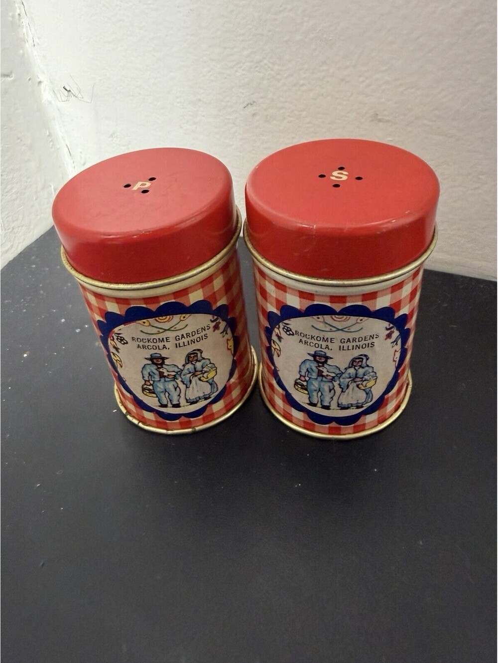 Vintage Souvenir Tin Salt & Pepper Shakers - From Rockome Gardens Arcola, IL